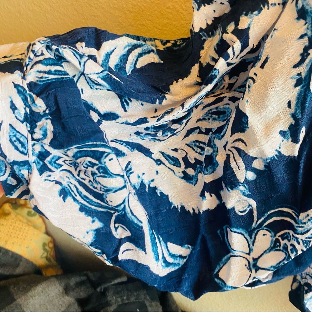 Haute Hippie Top Blue Artsy Print Balloon Batwing Sleeve Button Up Blouse Sz M - Picture 3 of 5